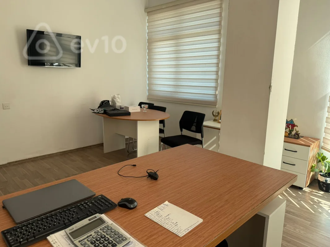 Ofis, 100 m², Mir Celal Kucesi — kirayə — Ofis, Bakı (4)