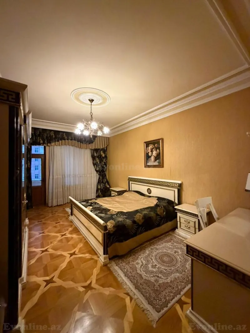 Satılır 5 otaqlı Mənzil Yeni tikili 217 m² Bakı, Nərimanov r — Mənzil, Bakı (8)