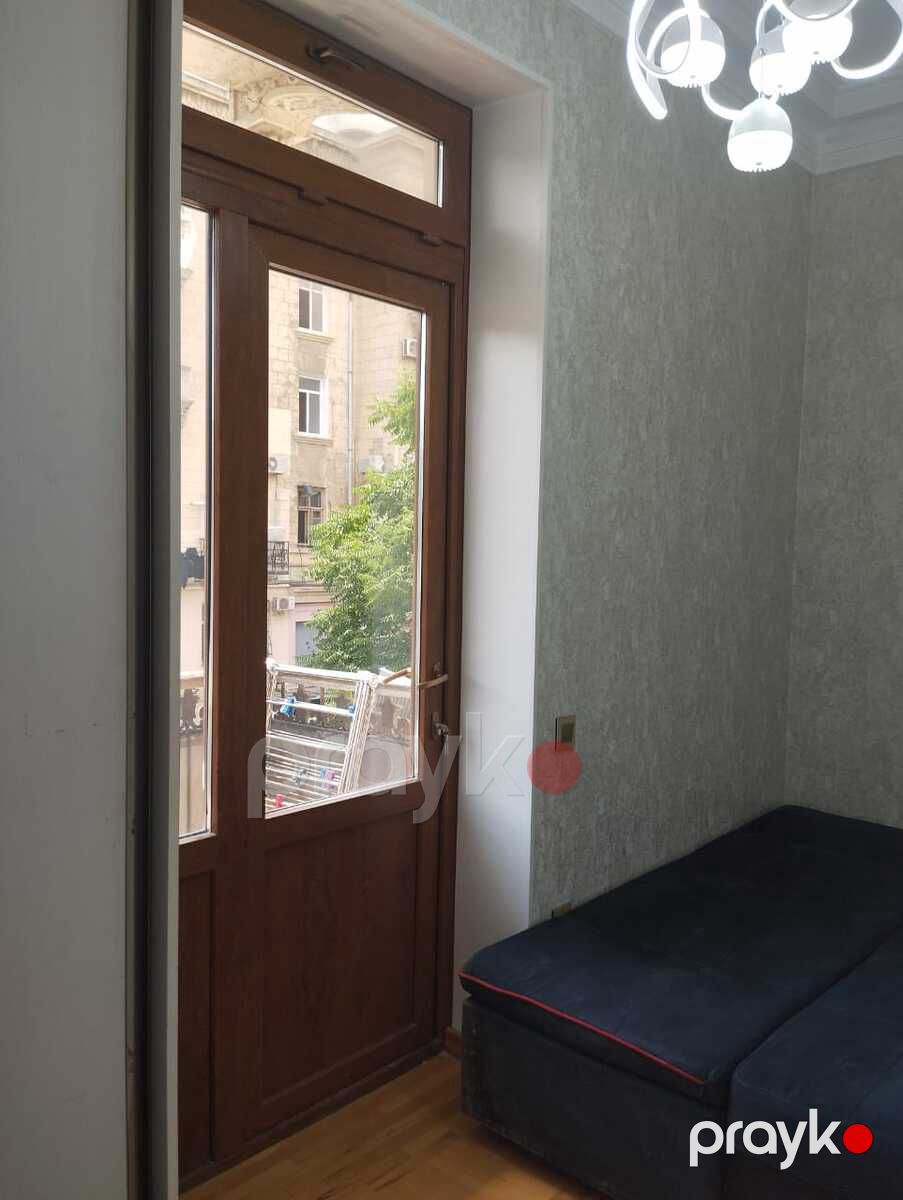 Satılır 2 otaqlı köhnə tikili 50 m² — Mənzil, Bakı (5)