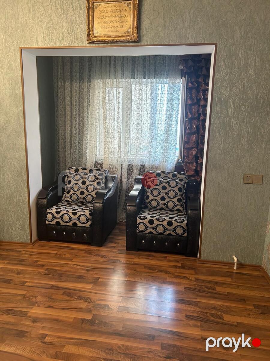 Satılır 2 otaqlı köhnə tikili 65 m² — Mənzil, Bakı (2)