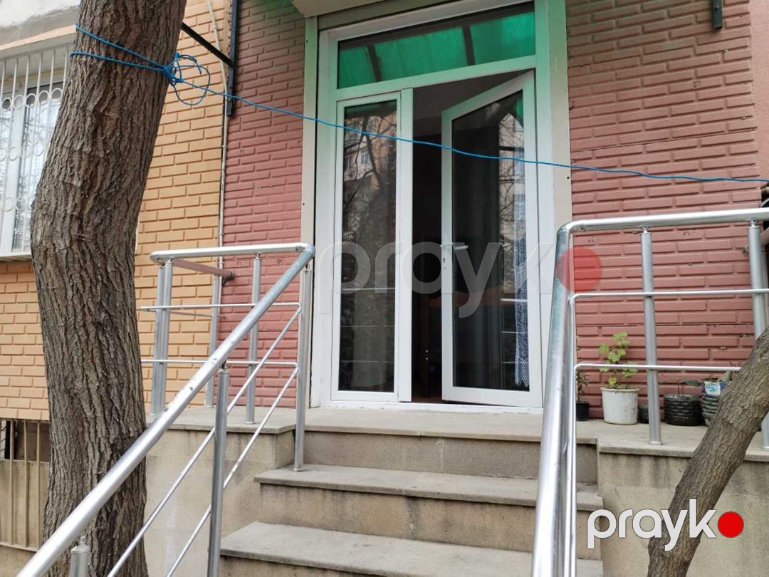 Satılır 2 otaqlı köhnə tikili 40 m² — Mənzil, Bakı (8)