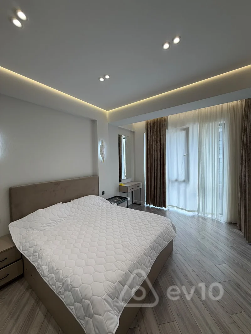 3 otaqlı mənzil, 90 m², Heydər Əliyev pr. — kirayə — Mənzil, Bakı (6)