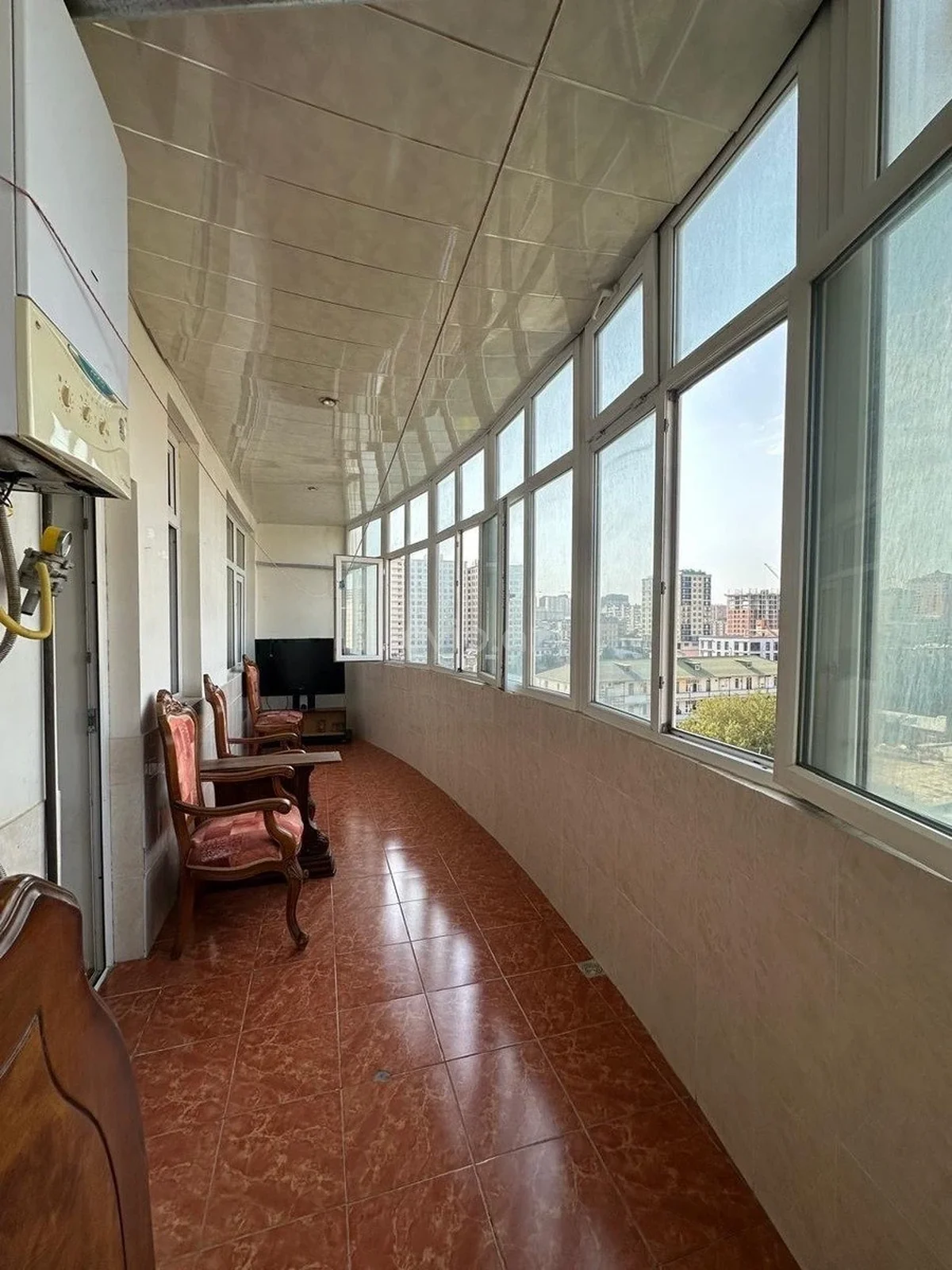 Kirayə 2 otaqlı mənzil İnşaatçılar metrosu yaxınlığında — Mənzil, Bakı (5)
