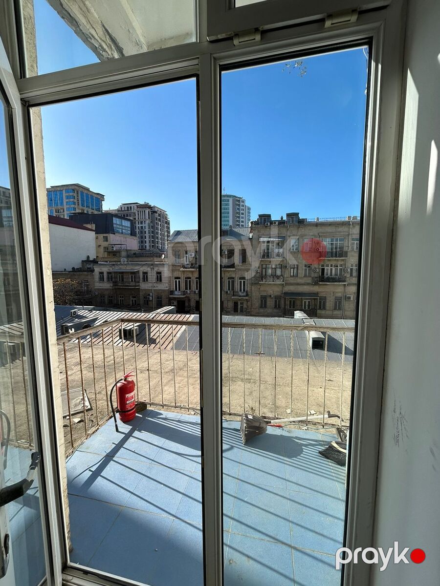 İcarəyə verilir 3 otaqlı köhnə tikili 80 m² — Mənzil, Bakı (12)