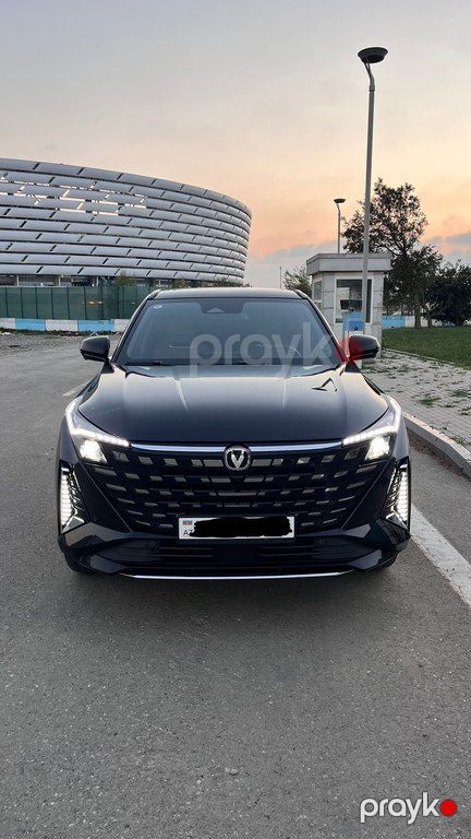 Changan Uni-Z, 1.5 L, 18.4 kWh, 2025 il, 8 780 km — Bakı