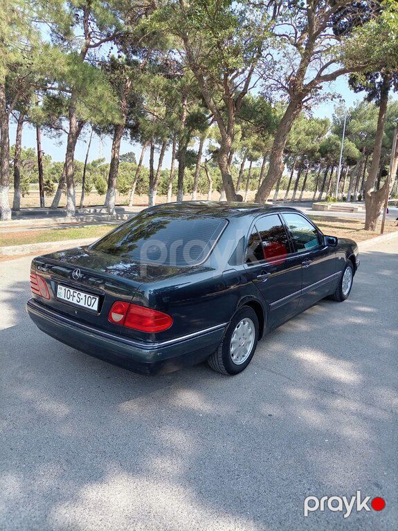 Mercedes E 240, 2.4 L, 1998 il, 263 000 km — Avtomobillər, Bakı (6)