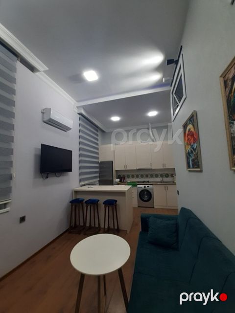 İcarəyə verilir 2 otaqlı köhnə tikili 42 m² — Bakı