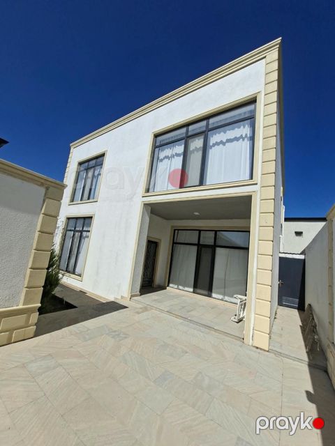 Satılır 5 otaqlı həyət evi/bağ evi 240 m² — Bakı