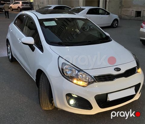 Kia Rio: 1.4 l 2014 il Hetçbek — Bakı