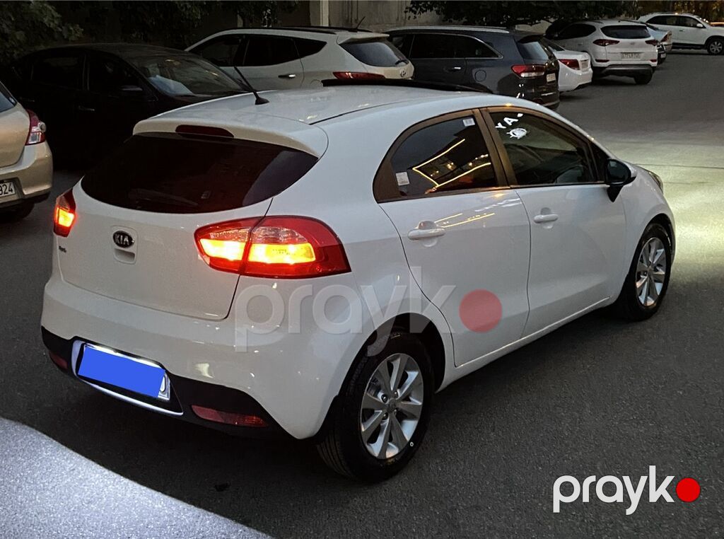 Kia Rio: 1.4 l 2014 il Hetçbek — Avtomobillər, Bakı (7)