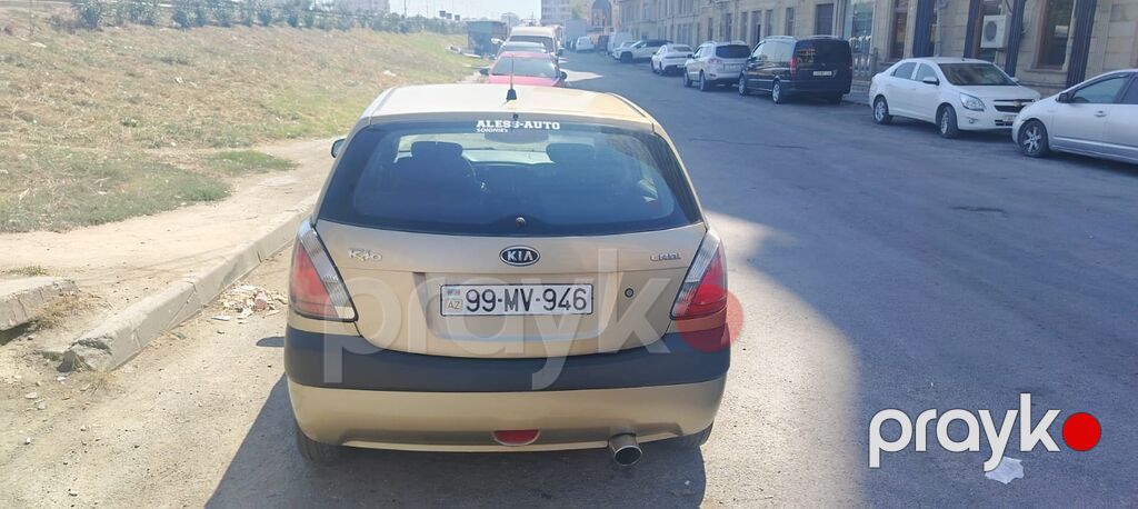 Kia Rio: 1.5 l 2005 il Hetçbek — Avtomobillər, Bakı (8)