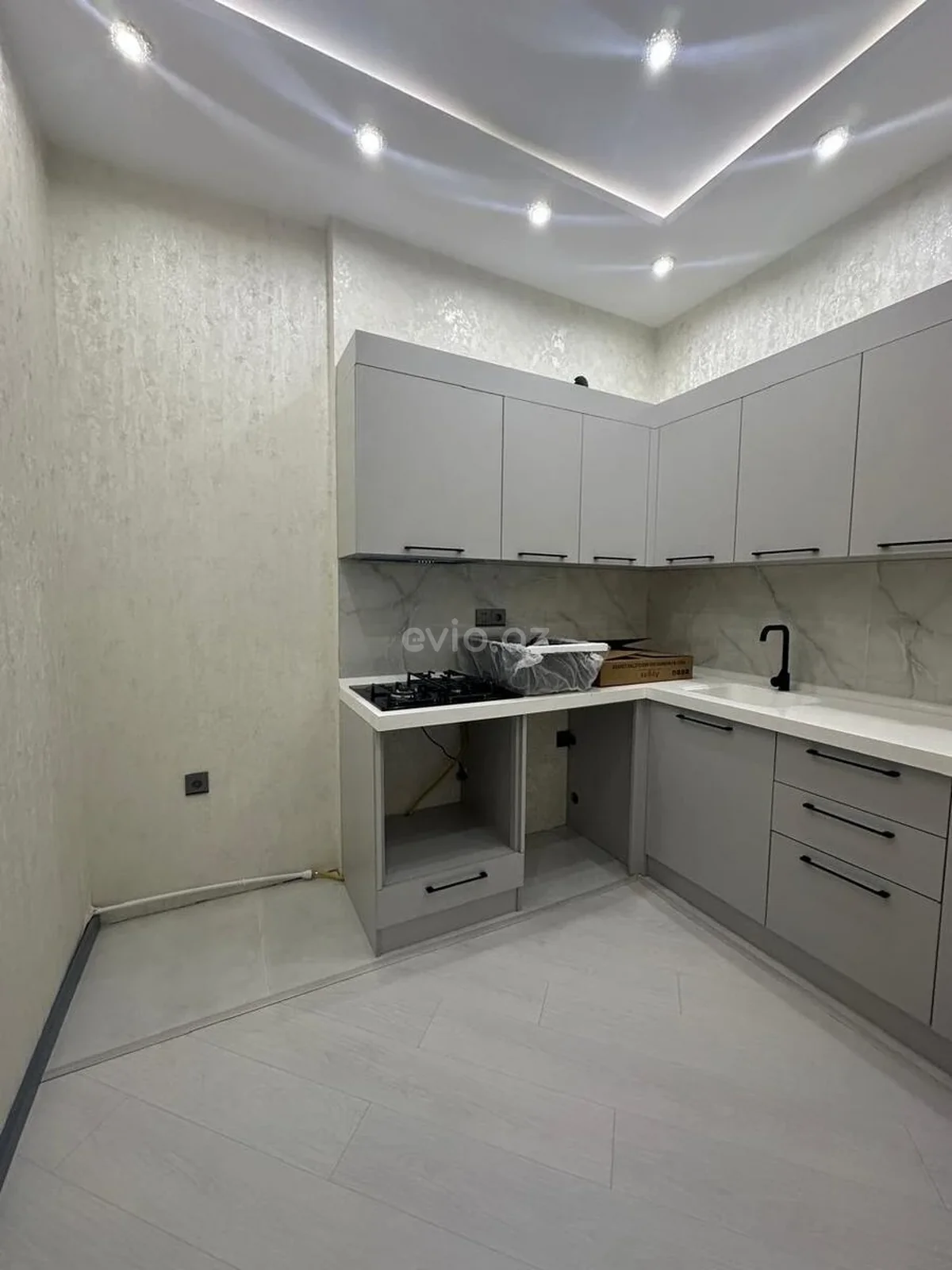 2 otaqlı tam təmirli mənzil satılır Qaraçuxur qəsəbəsində — Mənzil, Bakı (7)