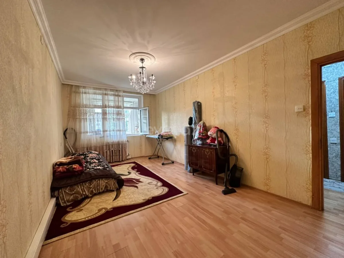 4 otaqlı tam təmirli mənzil satılır Bakıxanov qəsəbəsində — Mənzil, Bakı (10)