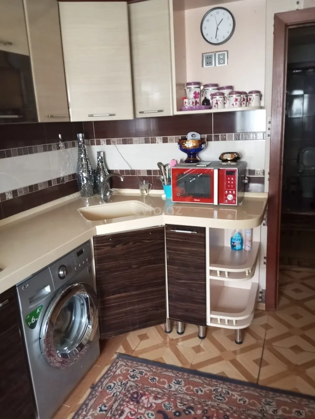 2 otaqlı orta təmirli mənzil satılır Bakıxanov qəsəbəsində — Mənzil, Bakı (6)