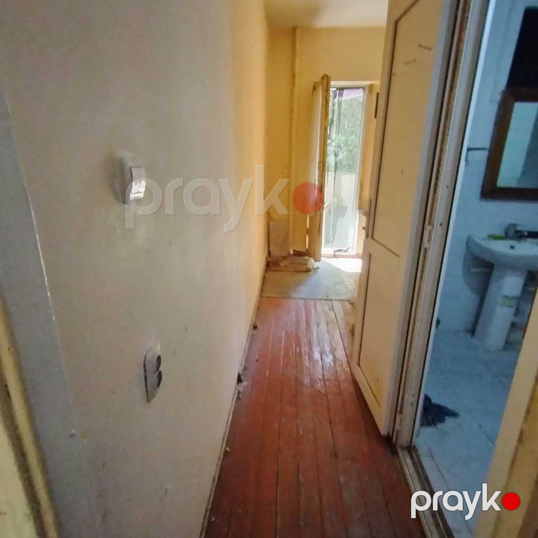Satılır 1 otaqlı köhnə tikili 45 m² — Mənzil, Bakı (5)