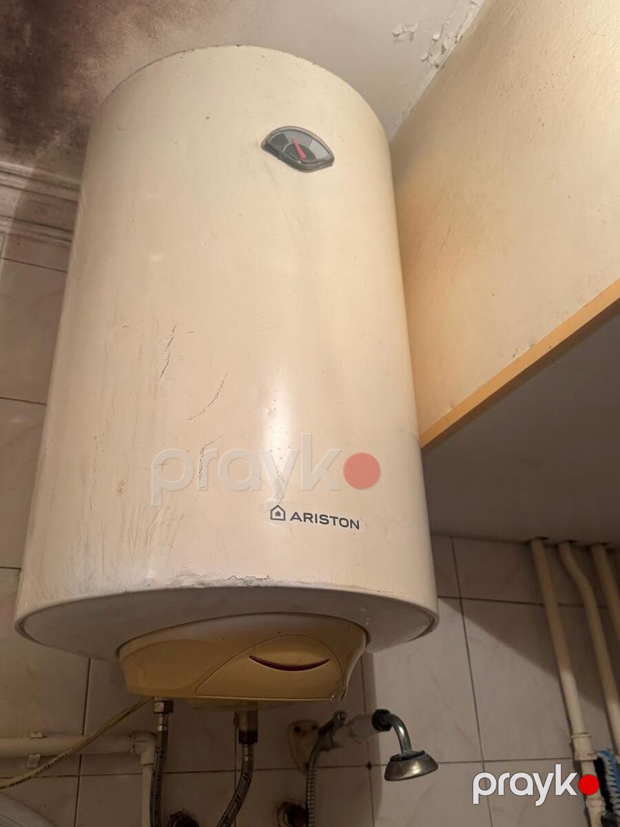 Satılır 1 otaqlı köhnə tikili 40 m² — Mənzil, Bakı (6)
