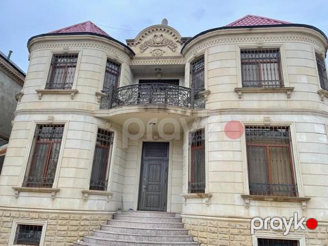 Satılır 5 otaqlı həyət evi/bağ evi 240 m² — Bakı
