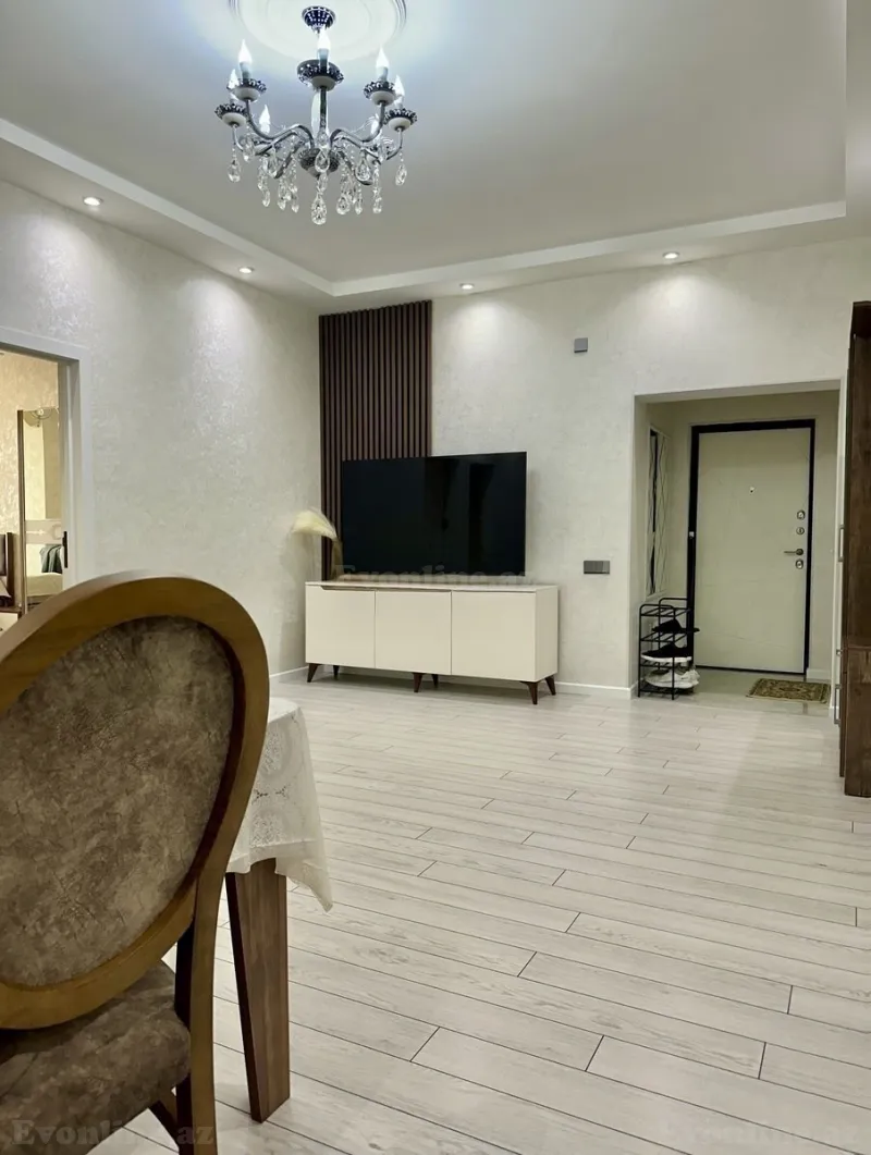 Satılır 3 otaqlı Mənzil Yeni tikili 75 m² Bakı, Nizami r., Qara Qarayev m — Mənzil, Bakı (2)