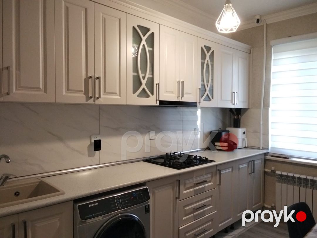 Satılır 4 otaqlı köhnə tikili 100 m² — Mənzil, Bakı (9)
