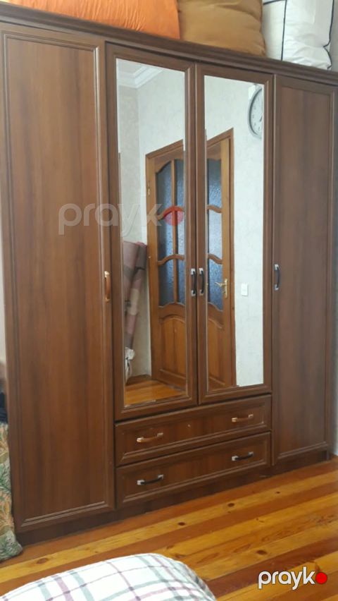 İşlənmiş, 4 qapılı, Siyirməli, Qəhvəyi, Taxta, Açılan, Düz dolab — Bakı