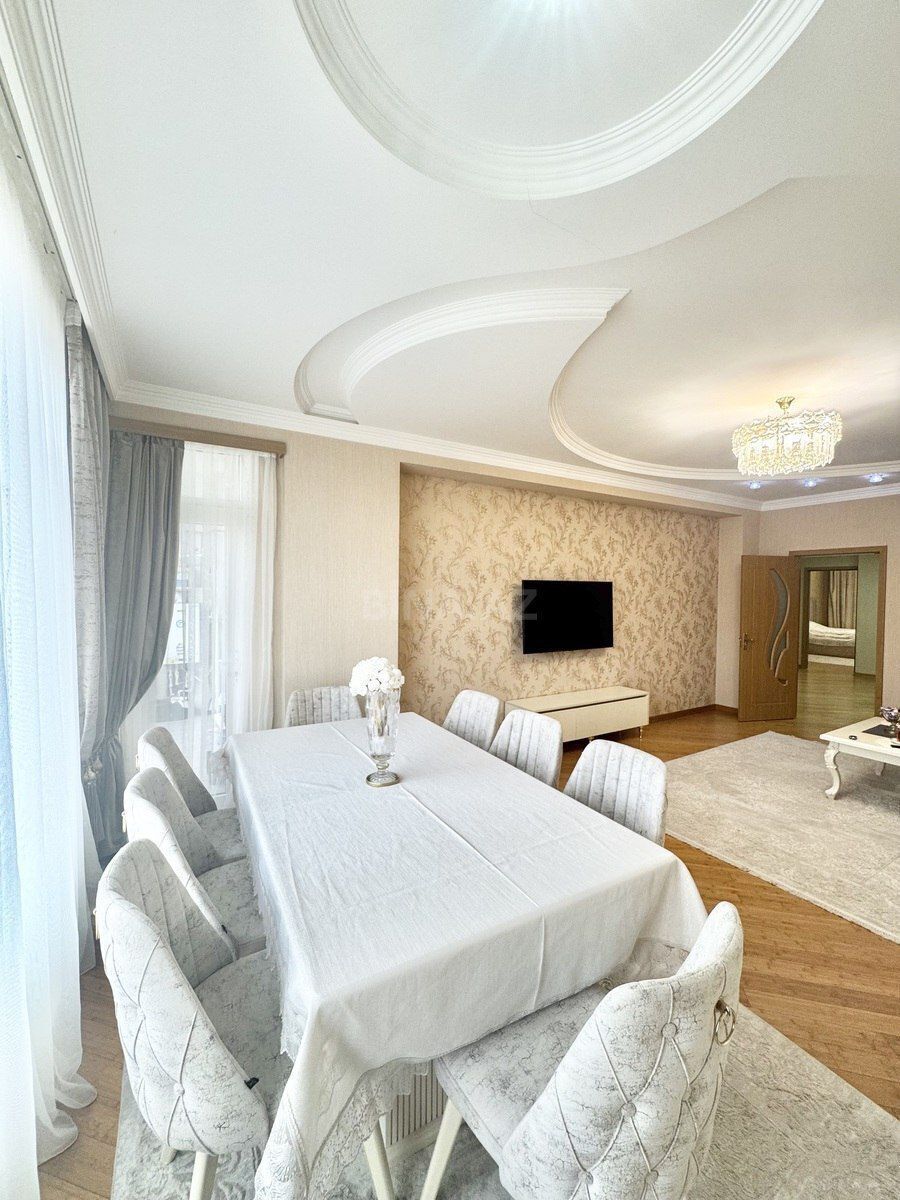 Satılır 2 otaqlı yeni tikili 100 m² — Mənzil, Bakı (2)