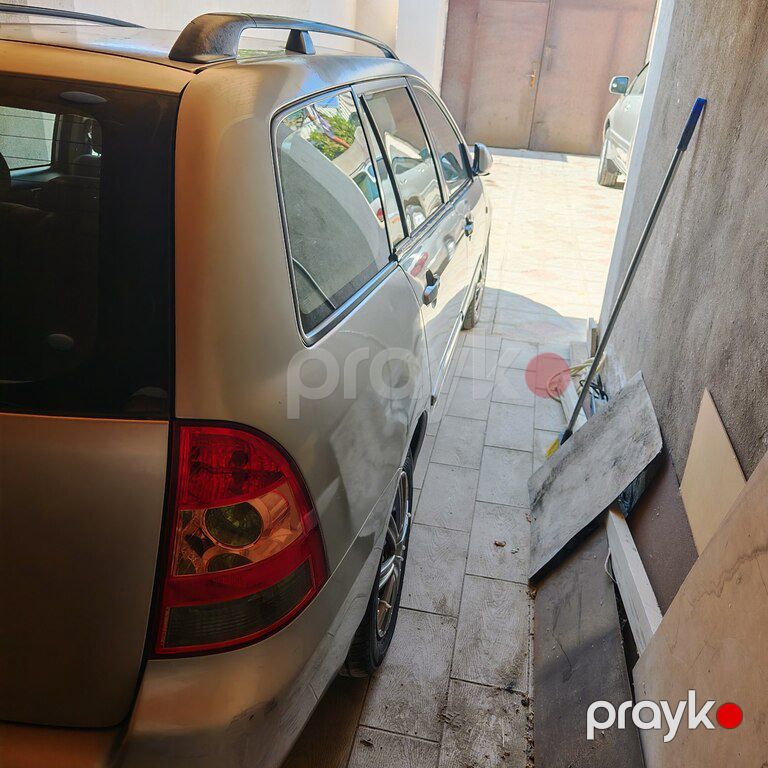 Toyota Corolla, 1.4 L, 2006 il, 333 800 km — Avtomobillər, Bakı (5)