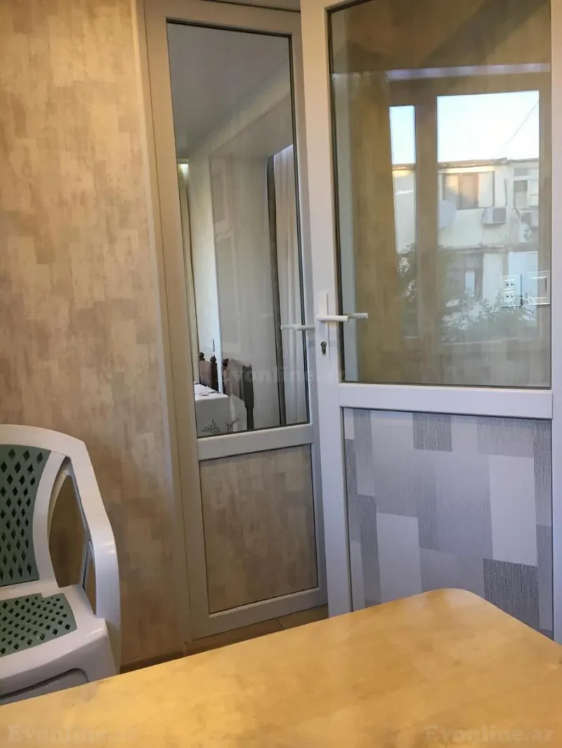 Satılır 2 otaqlı Mənzil Köhnə tikili 42 m² Bakı, Yasamal r., Elmlər Akademiyası m — Mənzil, Bakı (8)