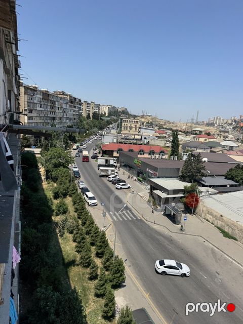 Satılır 3 otaqlı köhnə tikili 80 m² — Bakı