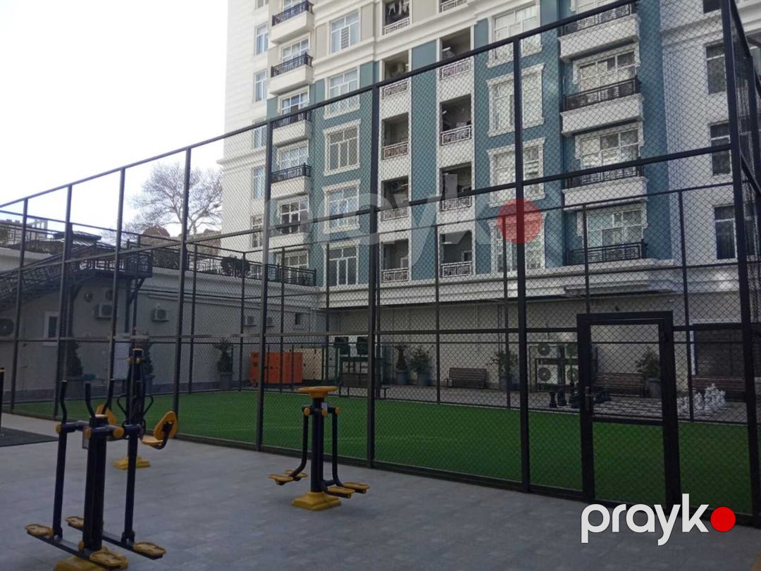 Satılır 5 otaqlı yeni tikili 271.9 m² — Mənzil, Bakı (2)