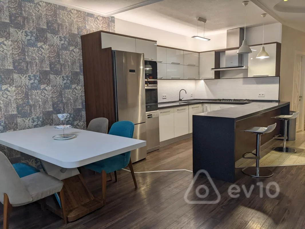 3 otaqlı mənzil, 135 m², Fuad İbrahimbəyov küçəsi — kirayə — Mənzil, Bakı (7)