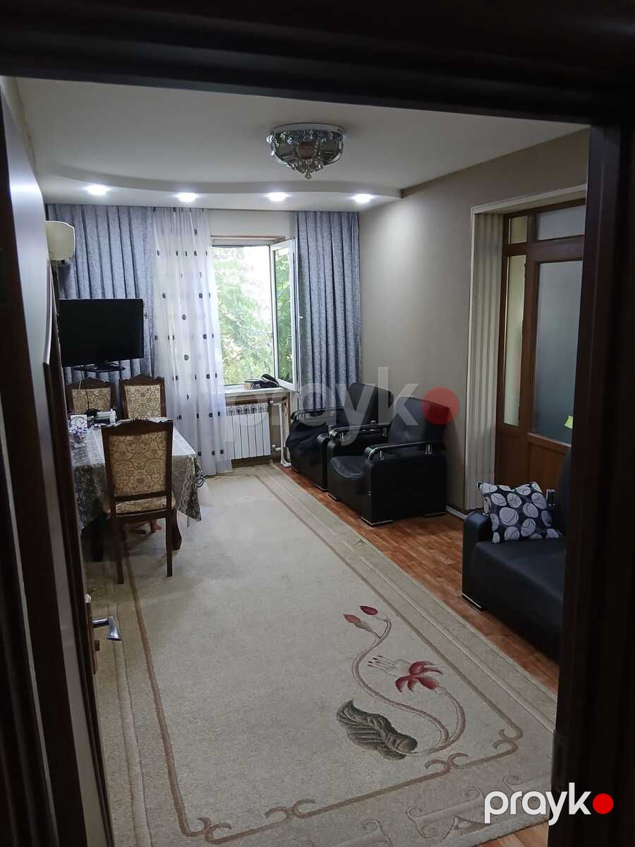 Satılır 2 otaqlı köhnə tikili 65 m² — Mənzil, Bakı (10)