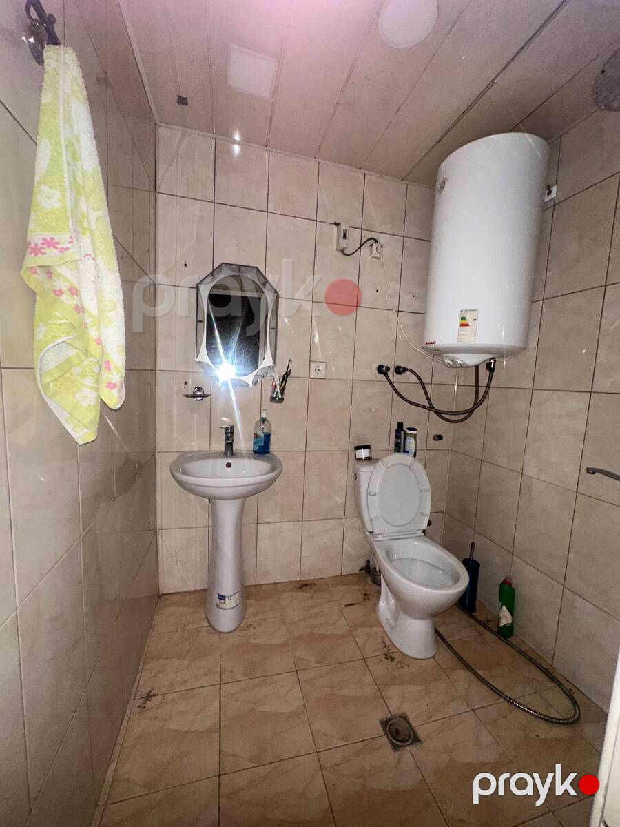 Satılır 2 otaqlı köhnə tikili 60 m² — Mənzil, Bakı (9)