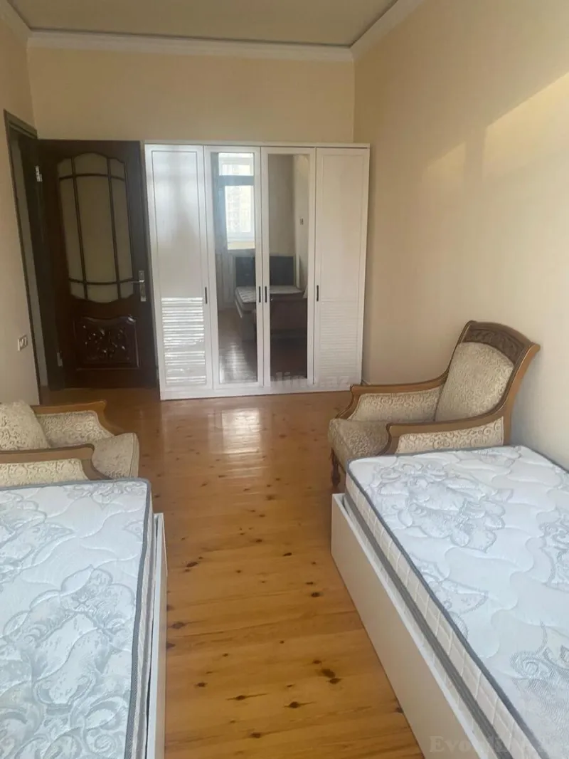 Kirayə verilir 2 otaqlı Mənzil Yeni tikili 80 m² Bakı, Yasamal r., İnşaatçılar m., Yeni Yasamal — Mənzil, Bakı (2)