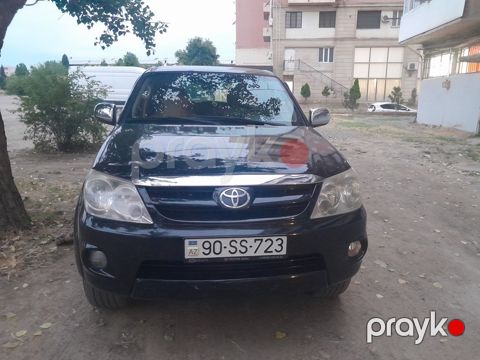 Toyota Fortuner, 2.7 L, 2005 il, 235 600 km — Gəncə