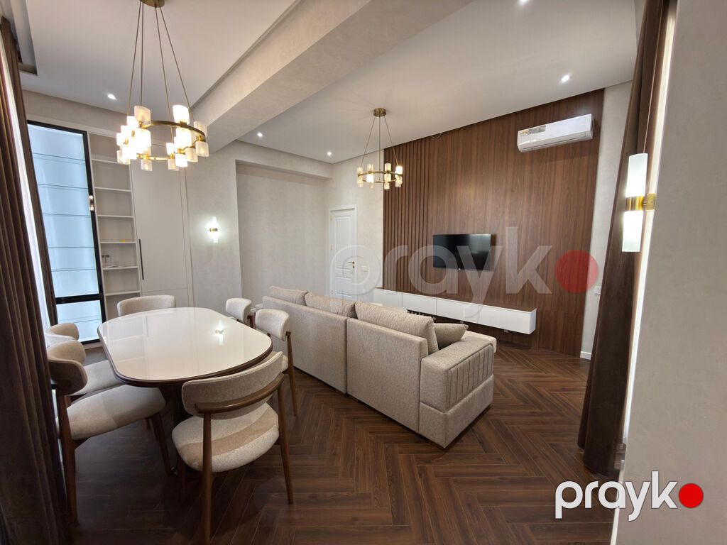 Nəsimi rayonunda yerləşən prestijli Grand Plaza yaşayış kompleksində — Mənzil, Bakı (2)