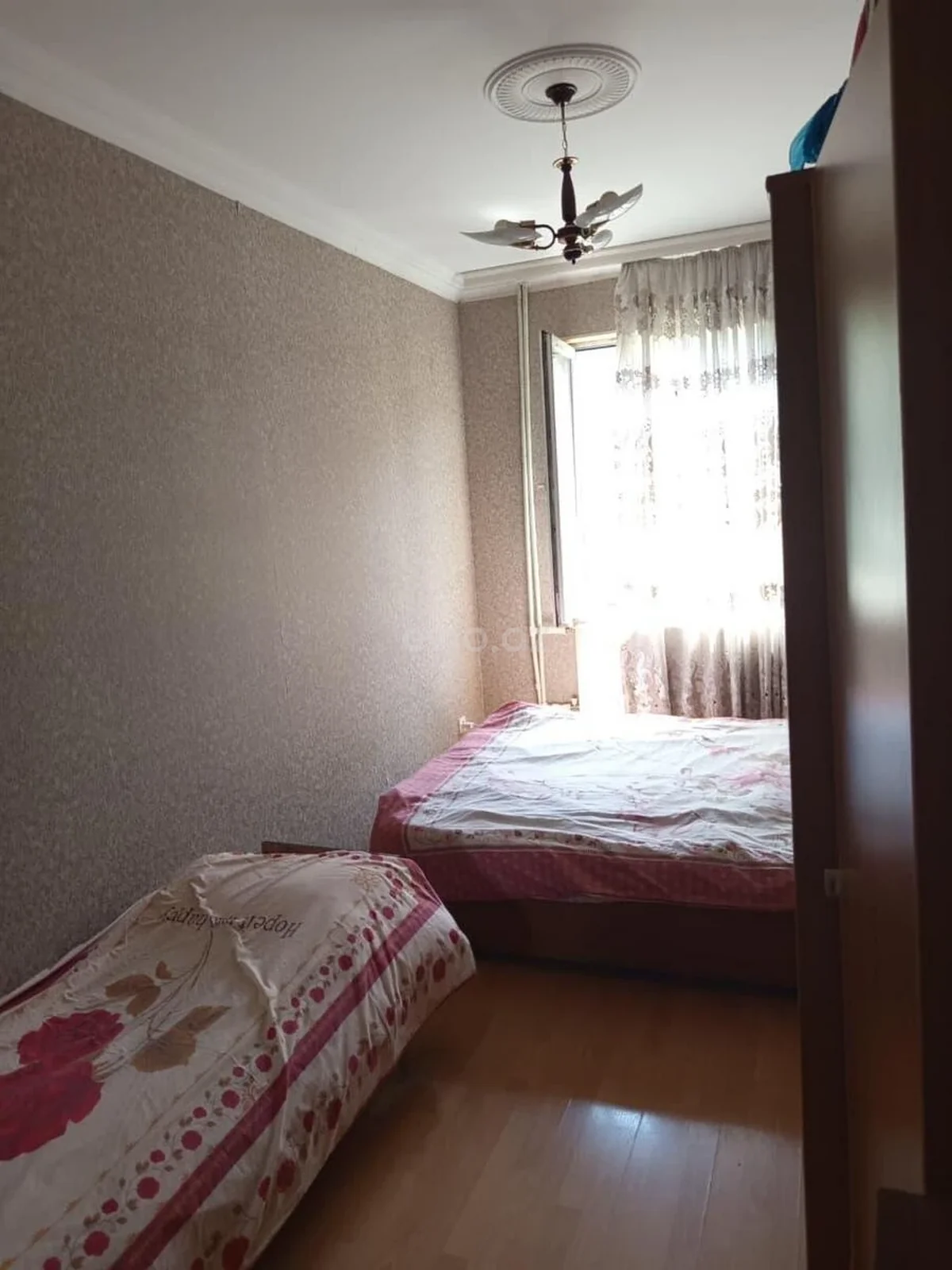 2 otaqlı orta təmirli mənzil satılır 1-ci mikrorayonda — Mənzil, Bakı (8)
