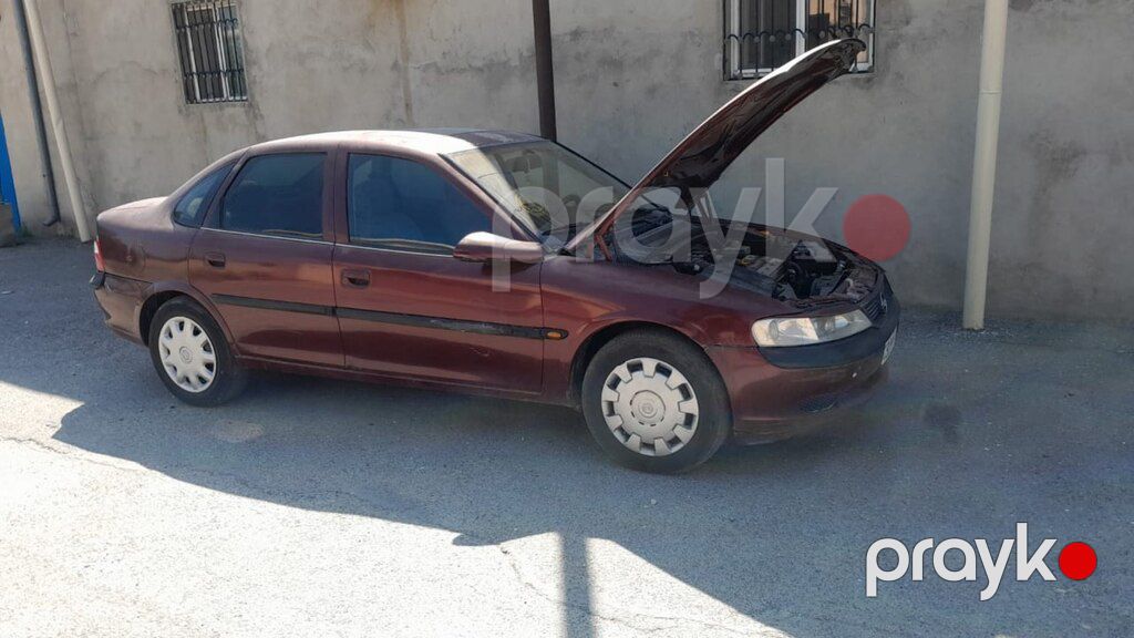 Opel Vectra, 2.0 L, 1995 il, 350 000 km — Avtomobillər, Bakı (3)