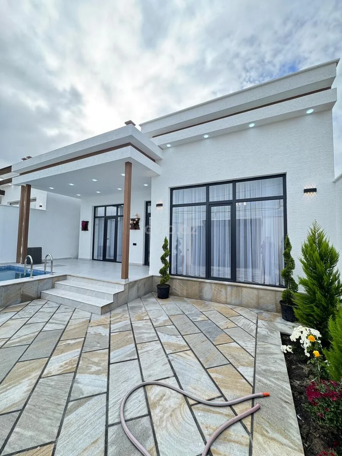 4 otaqlı bağ evi satılır Şüvəlan qəsəbəsində — Ev, villa, Bakı (5)