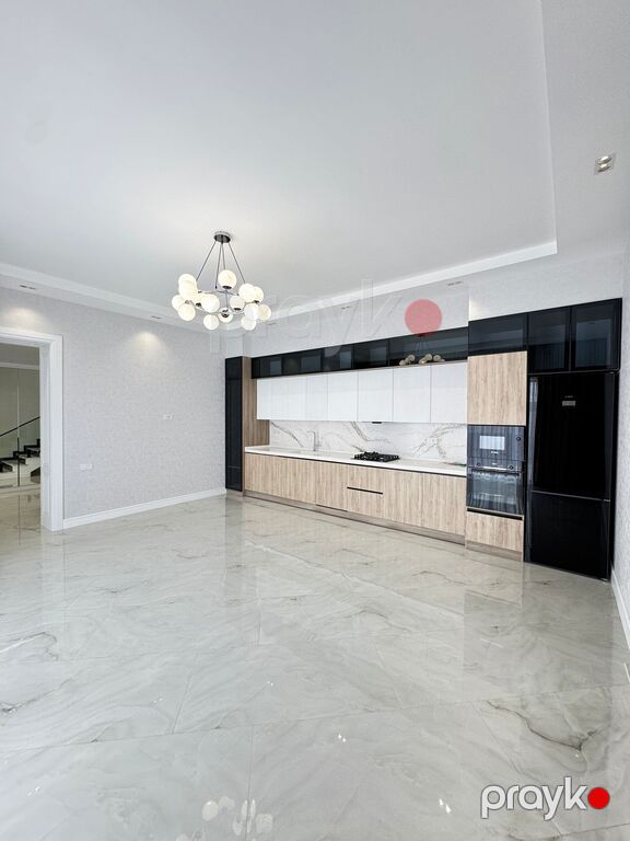 Satılır 5 otaqlı həyət evi/bağ evi 200 m² — Ev, villa, Bakı (12)