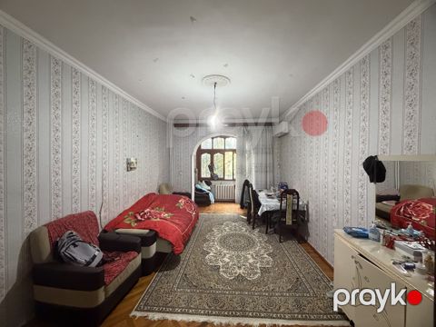 Satılır 2 otaqlı köhnə tikili 65 m² — Bakı
