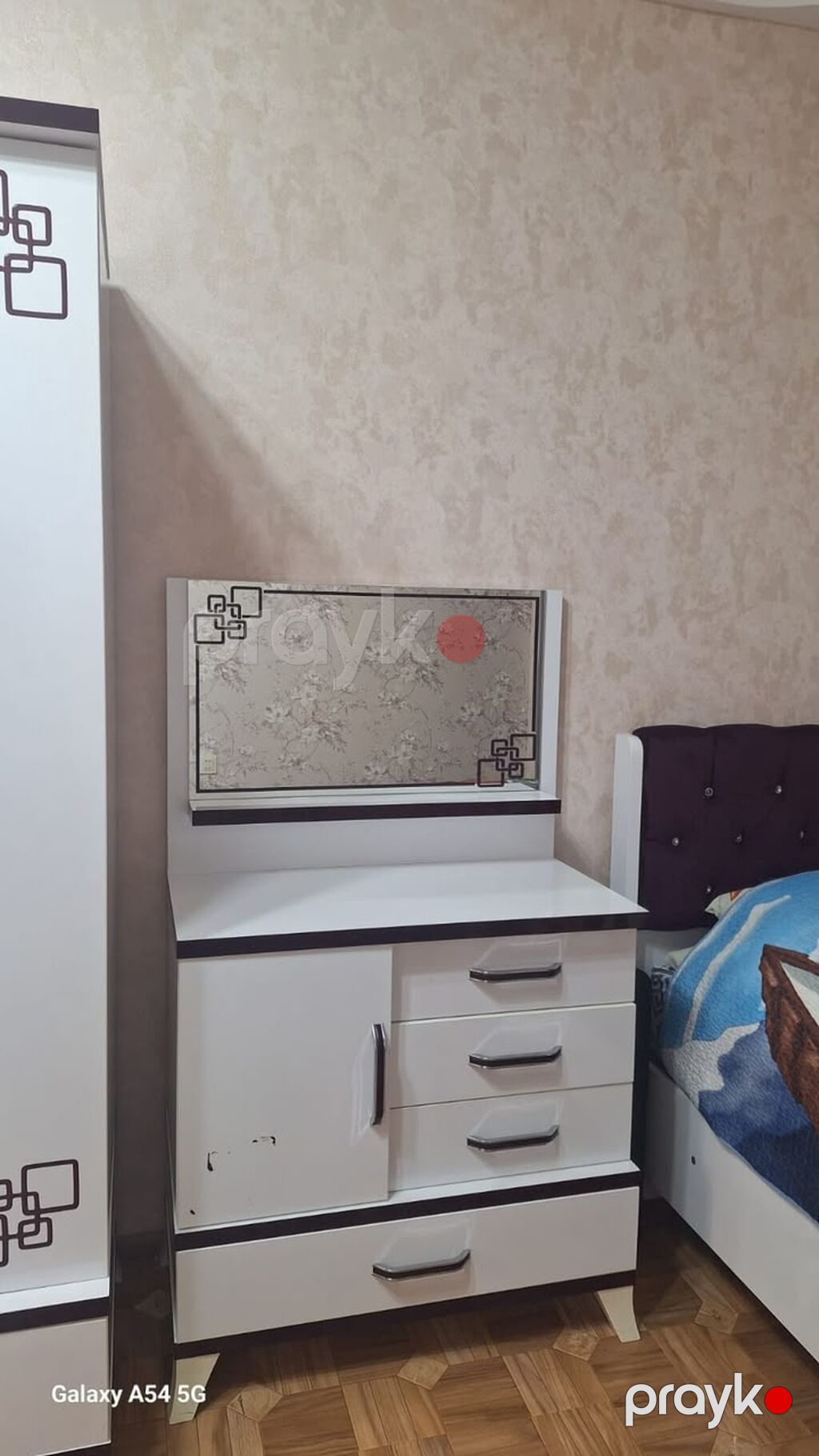 Yataq otağı mebel dəsti - Rəng: Ağ, tünd xətt detalları və dekorativ — Yataq otağı mobilya dəstləri, Bakı (2)