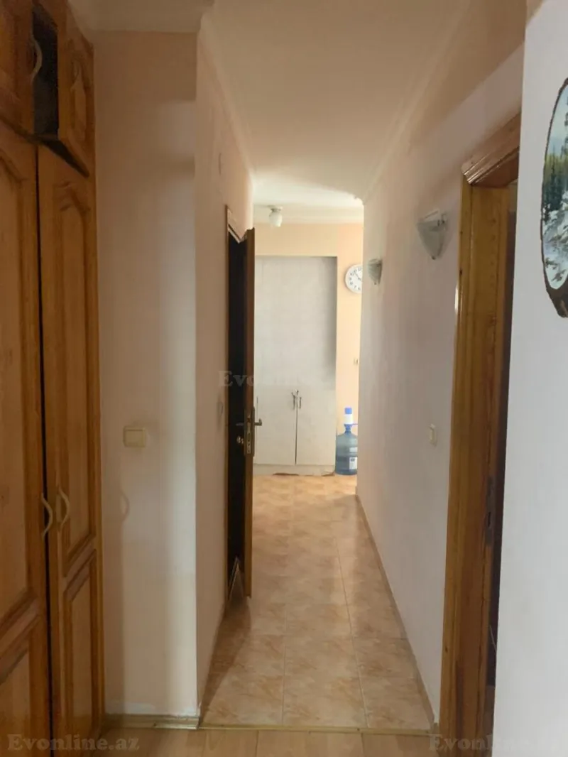 Satılır 3 otaqlı Mənzil Köhnə tikili 65 m² Bakı, Nizami r., Koroğlu m — Mənzil, Bakı (3)