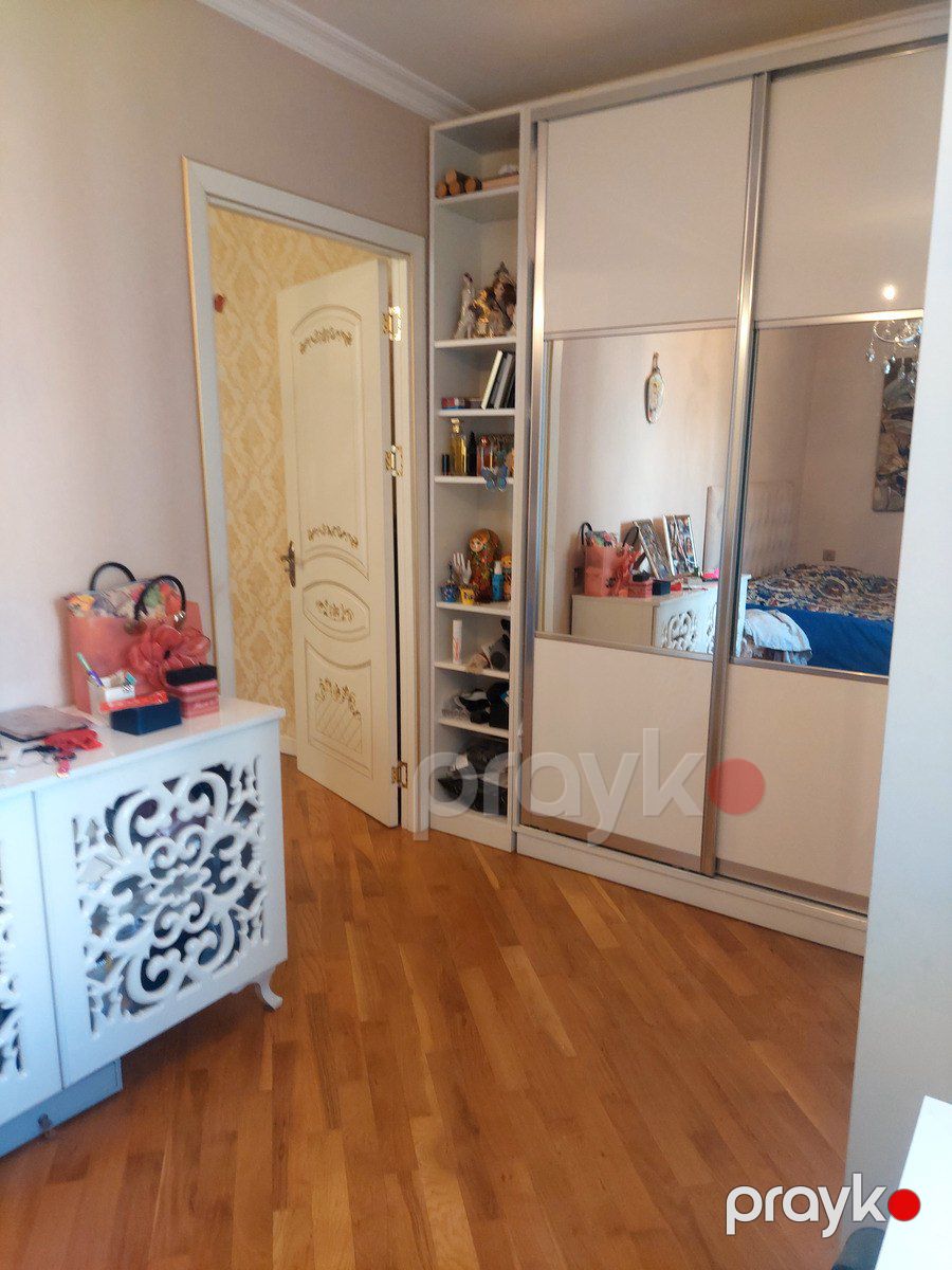 Satılır 2 otaqlı köhnə tikili 62 m² — Mənzil, Bakı (11)