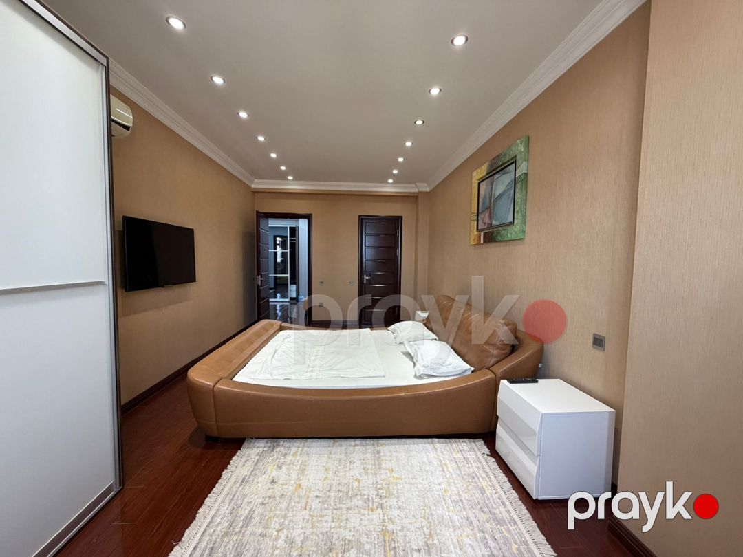 Satılır 4 otaqlı yeni tikili 180 m² — Mənzil, Bakı (10)