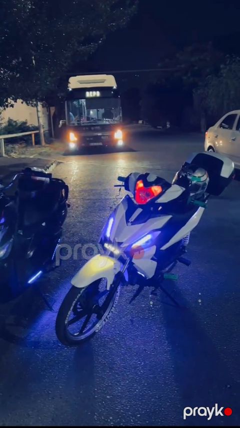 Skuter/moped – şəhər içi gedişlər üçün tam hazır, aksesuar və — Bakı