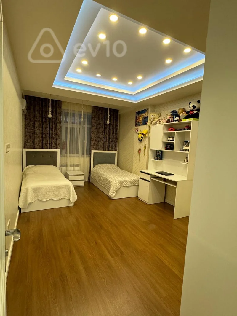 4 otaqlı mənzil, 167 m², Feyzulla Qasımzadə küçəsi — Mənzil, Bakı (12)