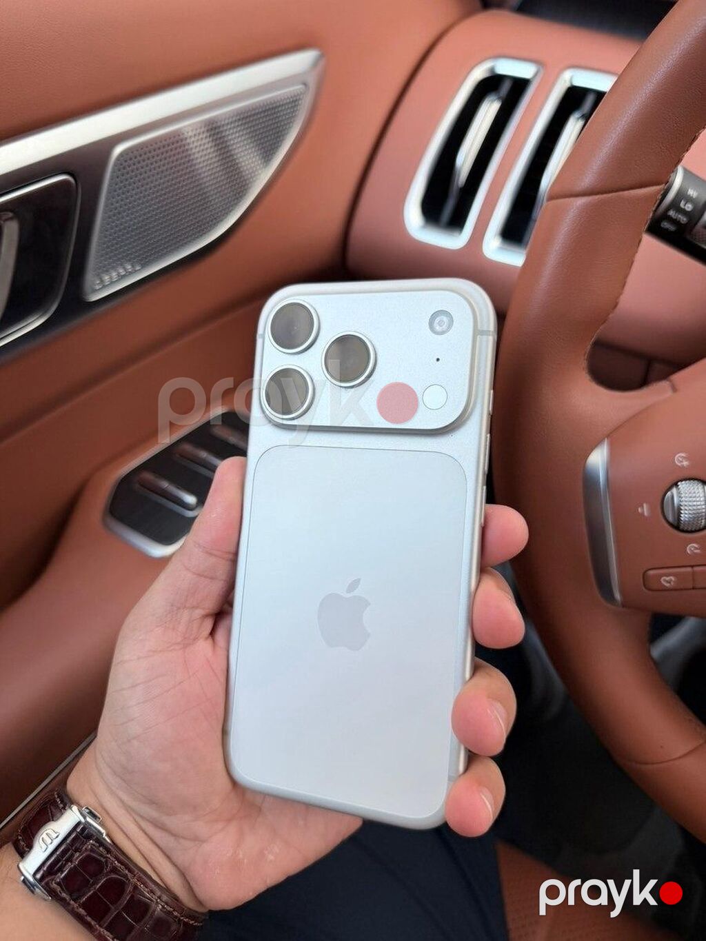 IPhone 17 Pro, 256 GB, Gümüşü, Zəmanət — Apple iPhone, Bakı (2)