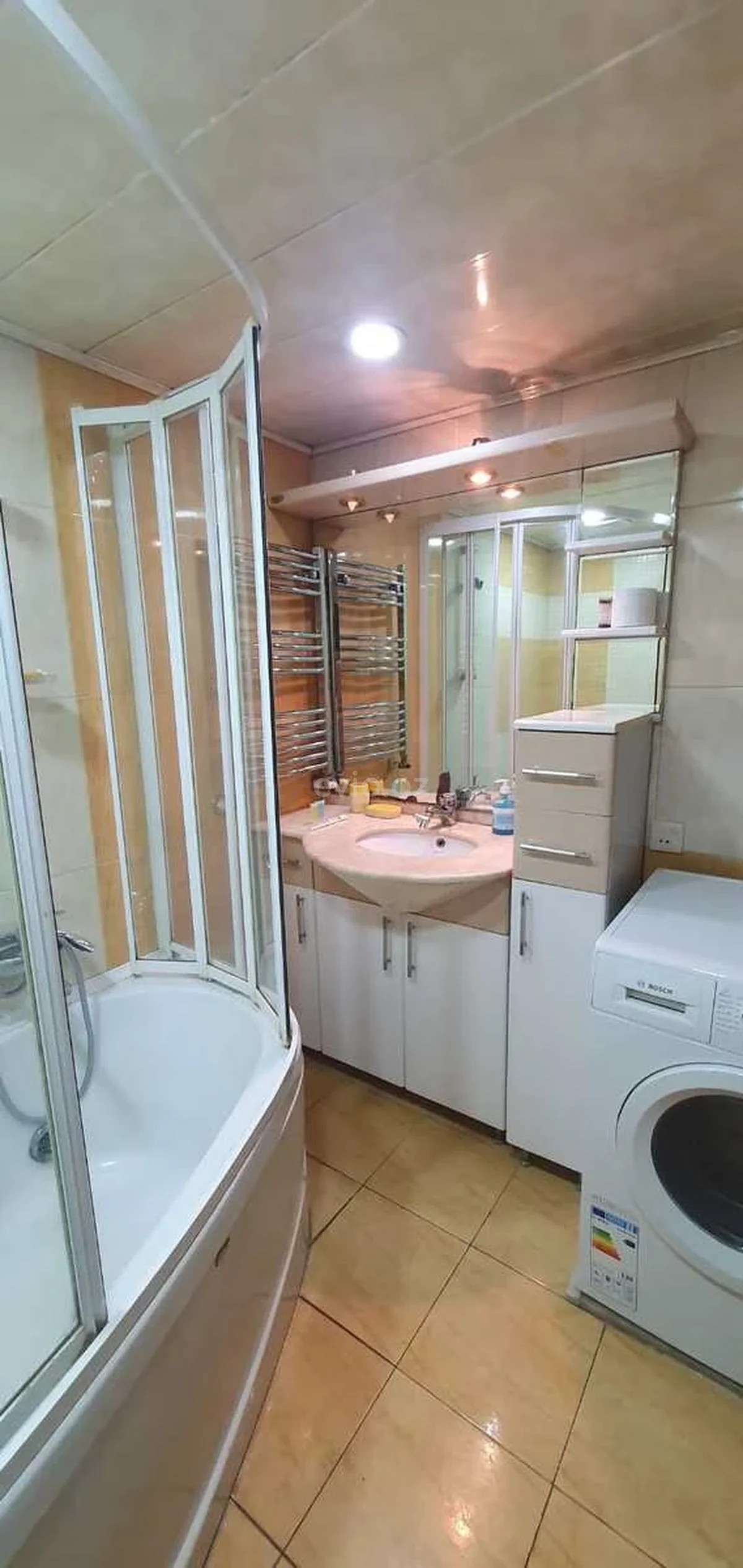 Kirayə 2 otaqlı mənzil Nizami metrosu yaxınlığında — Mənzil, Bakı (9)