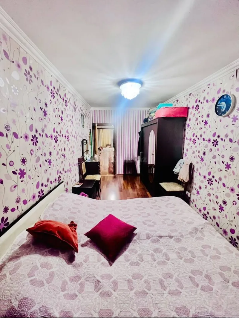 Satılır 3 otaqlı Mənzil Köhnə tikili 75 m² Bakı, Yasamal r., İnşaatçılar m — Mənzil, Bakı (2)