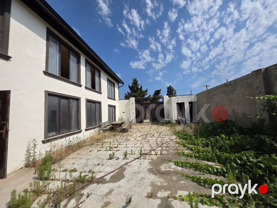 Satılır 7 otaqlı həyət evi/bağ evi 250 m² — Ev, villa, Bakı (2)